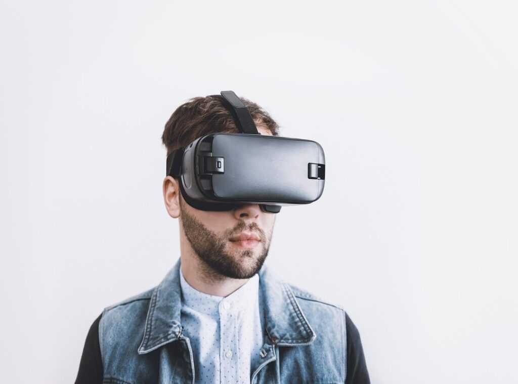 virtual reality gaming